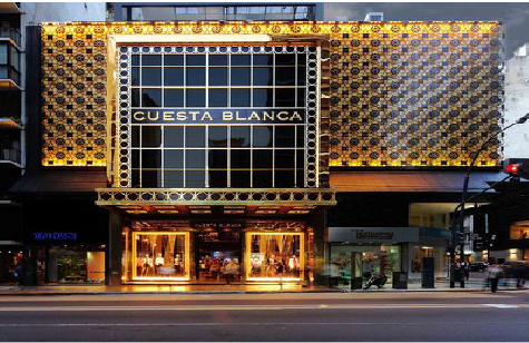 镇平门头设计与商业空间的纽带。